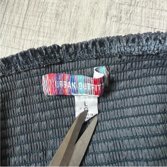 URBAN OUTFITTERS UO Eden Ruched Cami Vest In Blue/Navy Size Large - Picture 7 of 11